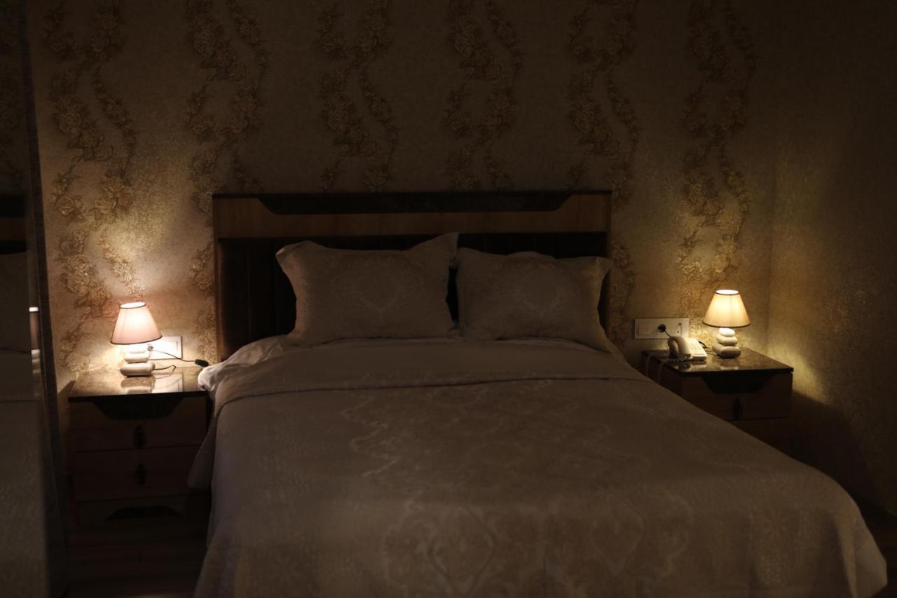 Midcity Hotel Baku Extérieur photo
